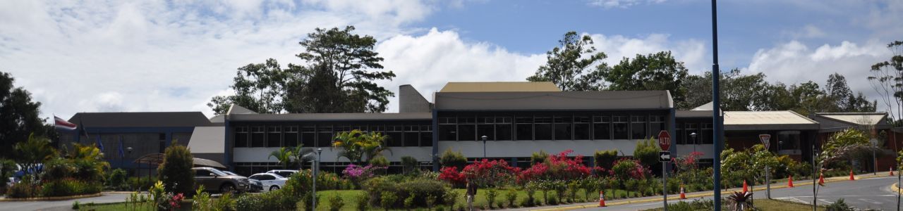 Fotografía del edificio A1, Campus Cartago