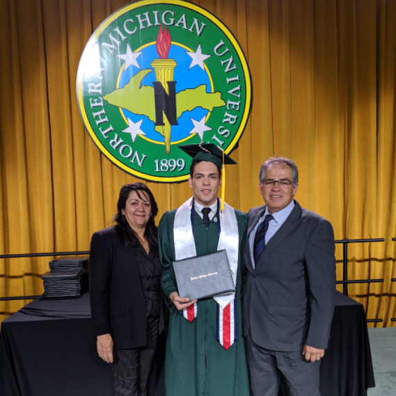 Arnoldo Herrera el estudiante y deportista que participará en los