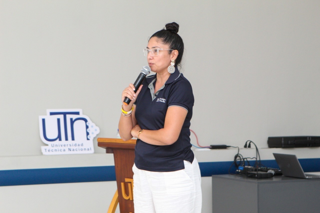 Académicos se reunieron para analizar necesidades en la Región Huetar ...