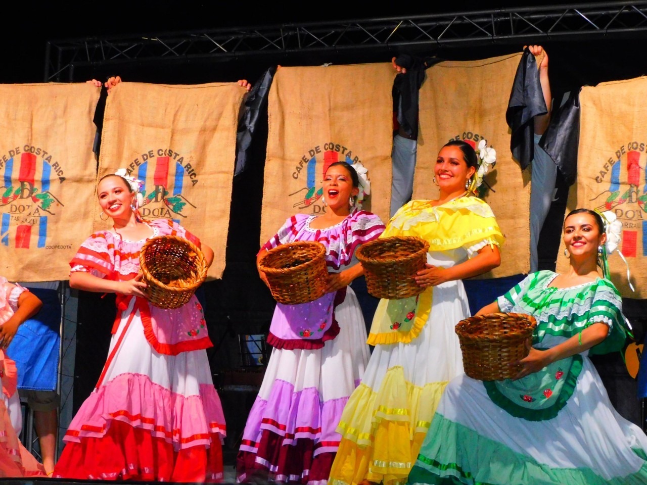 Tierra y Cosecha se lucen en España Hoy en el TEC