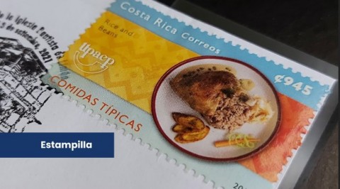 Estampilla conmemorativa del Mes Histórico de la Afrodescendencia en Costa Rica donde se destaca el rice and beans como platillo representante de la gastronomía caribeña