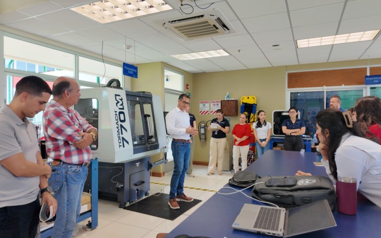 Campus abre las puertas a la comunidad productiva e institucional de la Región