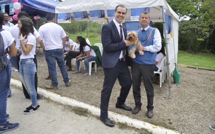 Los candidatos Eugenio Trejos y Luis Paulino Méndez. 