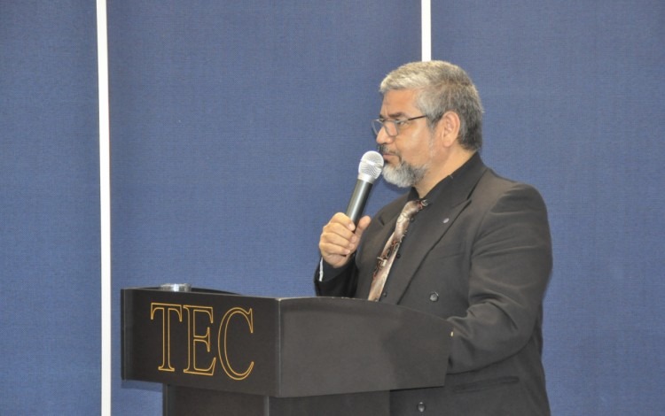El viceministro Sander Pacheco destacó la fortaleza a nivel mundial de la educación pública en Costa Rica. (Foto: OCM)