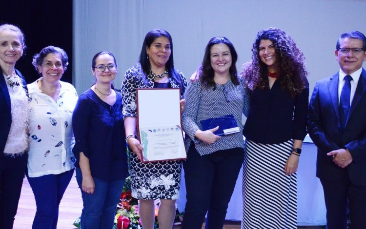 Los miembros del Programa de Equidad de Género del TEC recibieron un reconocimiento. 