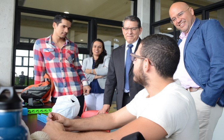 Visita al nuevo edificio: Núcleo integrado de tecnología de información y comunicación. (Foto: OCM / Ruth Garita)