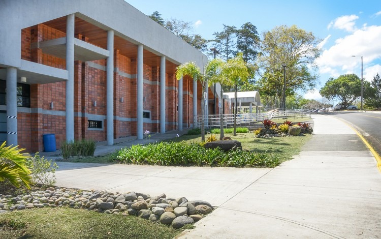 El edificio del Centro de las Artes.