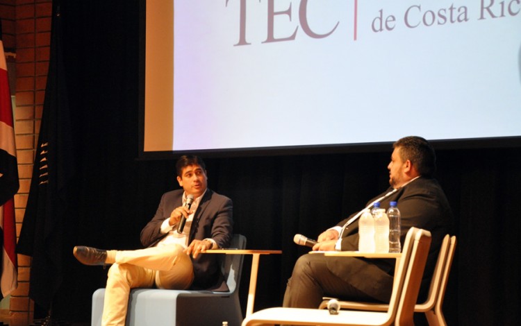 CARLOS ALVARADO EN EL TEC