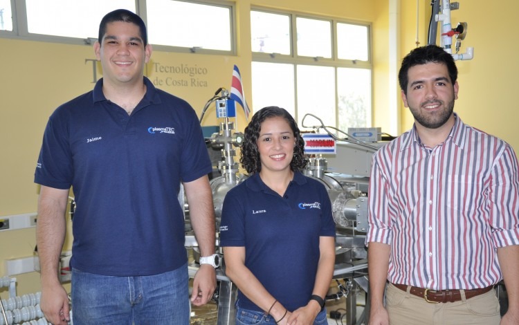 Los ingenieros: Jaime Mora, Laura Barillas y José Asenjo representarán al TEC en el “TEDxPuraVida Joven”. (Foto OCM)