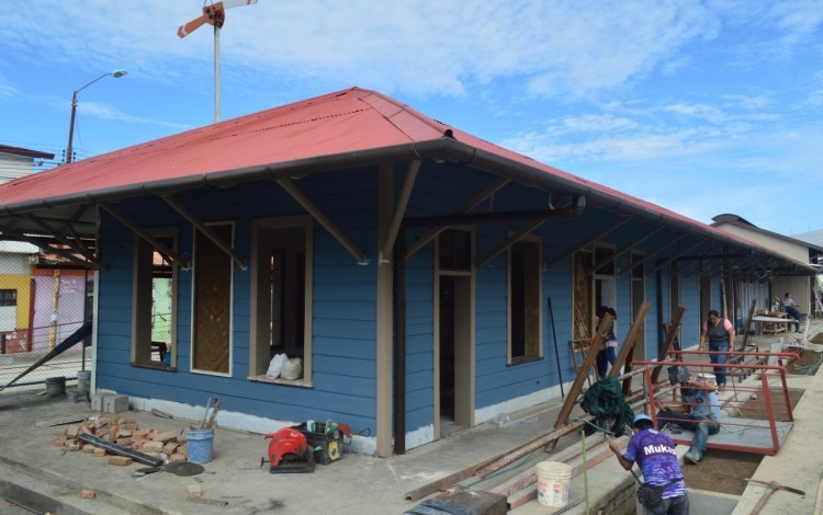 estación del tren en remodelación 