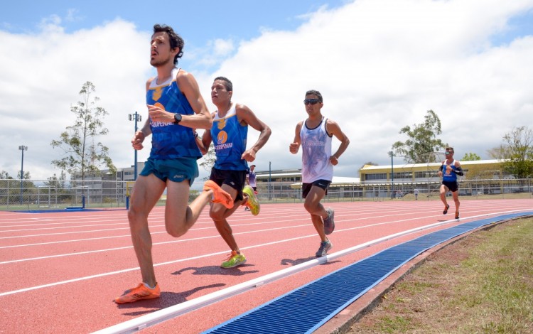 hombres corriendo 