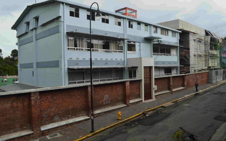 El 2016 fue testigo de la formalización del edificio Rafles a nombre del Tecnológico y del levantamiento del nuevo edificio de aulas y biblioteca (Foto Fernando Montero).