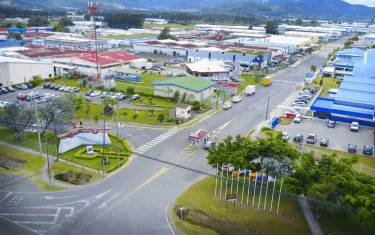 vista aérea de edificios del parque industrial
