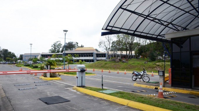 foto_de_la_entrada_del_tec_cartago_