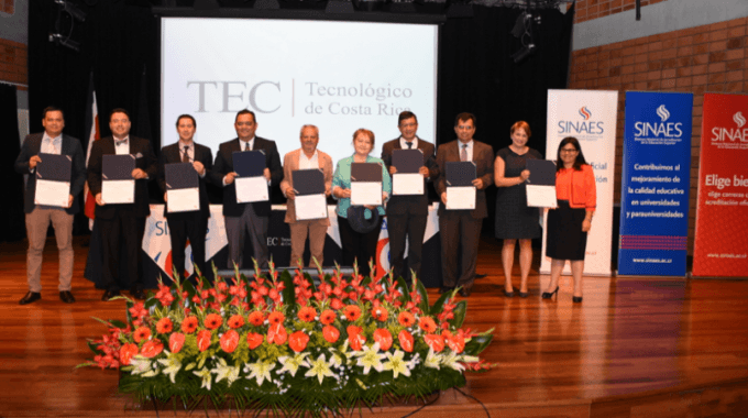 La carrera de Ingeniería Ambiental  y seis ingenierías del TEC que a su vez han sido acreditadas por el CEAB recibieron la acreditación del Sinaes. (Foto Ruth Garita/OCM).