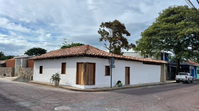 Una fotografía de la Casa de la Cultura de Liberia 