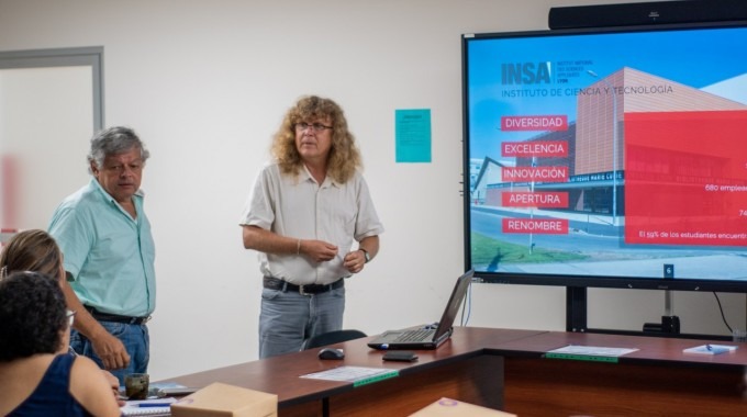 El doctor Guy Athanaze en TEC Costa Rica.