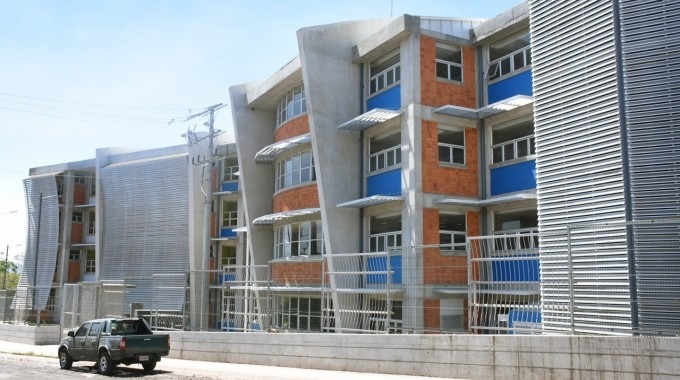 Edificio residencias Cartago.