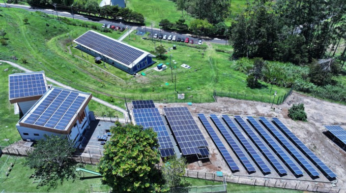 Fotografía aérea de la granja solar del TEC