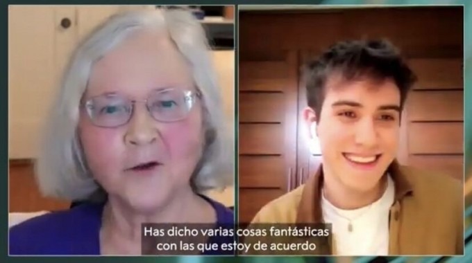 Una charla virtual, con Isaac y la Dra. Blackburn.