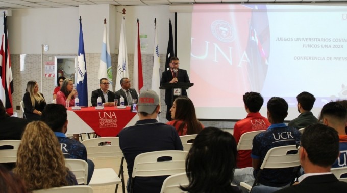 Exposición en la conferencia de prensa