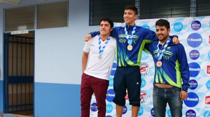 Ganadores de Natación en Juncos.