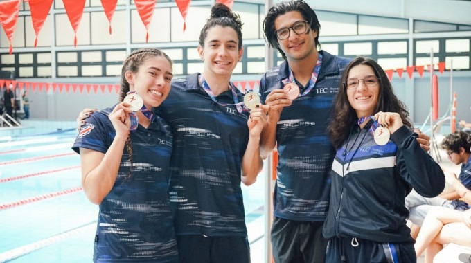 Equipos de natación del TEC.