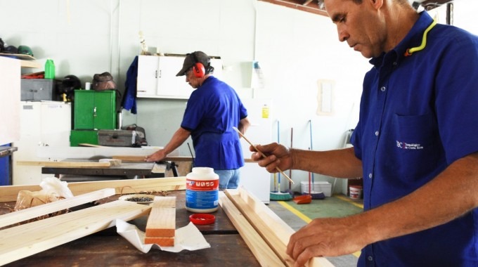 Trabajadores del área de mantenmiento del Tecnológico. 