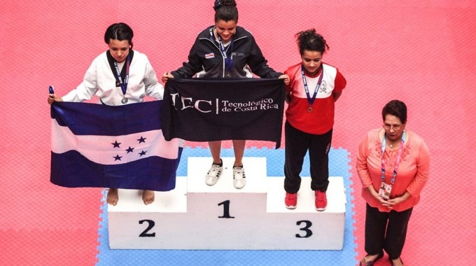 ganadora medalla de oro del tec