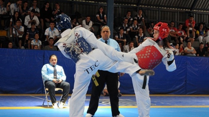 combate_de_taekwondo_
