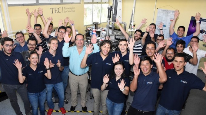 Las buenas relaciones interpersonales fortalecen la motivación grupal y mejoran el rendimiento en el trabajo. (Foto: Archivo OCM. Grupo de plasma del TEC)