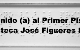 Señalización de edificios en braile (Foto: Andrés Zúñiga / OCM) 