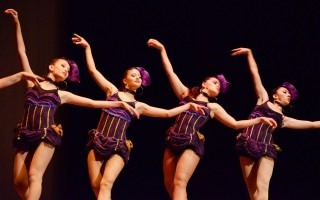 El grupo de danza de la Sede de Occidente de la UCR amenizó la premiación, realizada en el Teatro Melico Salazar en San José. 