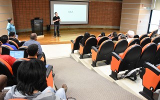 El ingeniero Randall Céspedes expuso su tema: "Propuesta de implementación de un proceso de soporte de aplicaciones". 