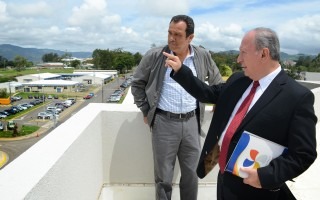 Visita al nuevo edificio: Núcleo Integrado de Tecnología de Información y Comunicación (Foto: OCM / Ruth Garita). 