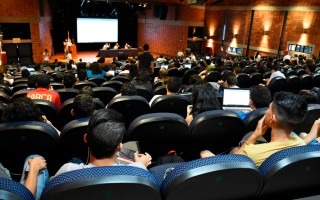 La Asamblea General de Estudiantes (AGE) es el máximo órgano de decisiones estudiantiles (Fotografía: Ruth Garita/Archivo OCM)