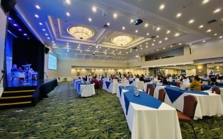 Sala de conferencias del Hotel Plaza Crowne, en San José.