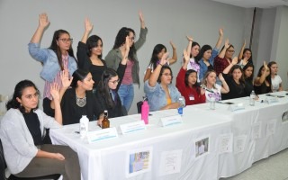 Conferencia de prensa feminista.