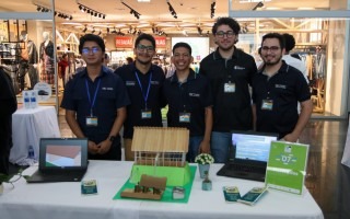 Estudiantes del grupo ganador de la Feria. 