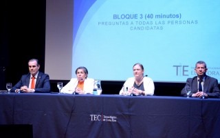 candidatos a la rectoria en foro