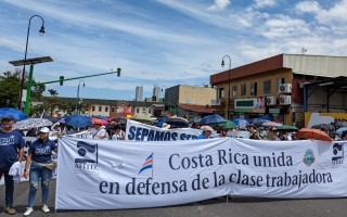 PErsonas en la manifestación. 