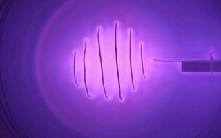 Imagen muestra una fotografía del plasma.