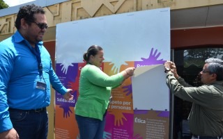 Funcionarios de las diferentes Escuelas y Departamentos del TEC  de las distintas sedes y centros académicos participaron en la Campaña: “Construyendo el mural de nuestros valores”, en la cual, desde sus vivencias, dieron su significado a los valores de la Institución. (Foto archivo Ruth Garita/ OCM)