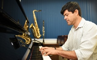 Vinicio Meza, ganador del Premio Nacional de Música, “ Carlos Enrique Vargas”. Foto Ruth Garita /OCM