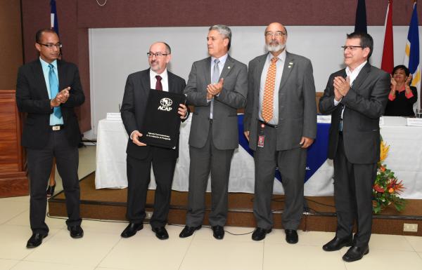 entrega_acreditacion