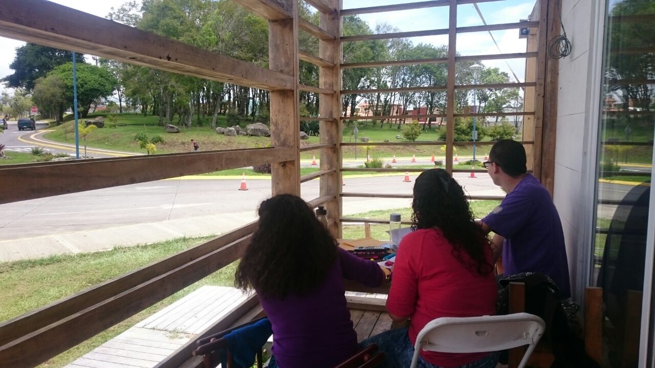 estudiantes voluntarios