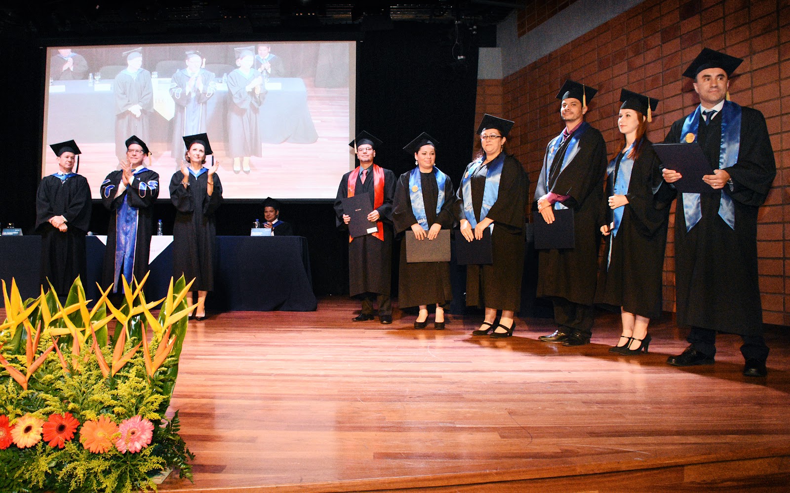 Graduados de honor (Foto: Ruth Garita/OCM).