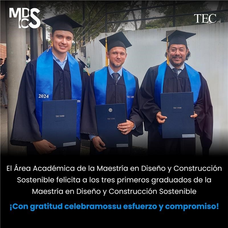 Tres primeros Graduados