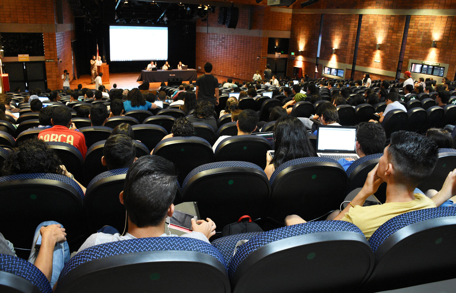 asamblea de estudiantes