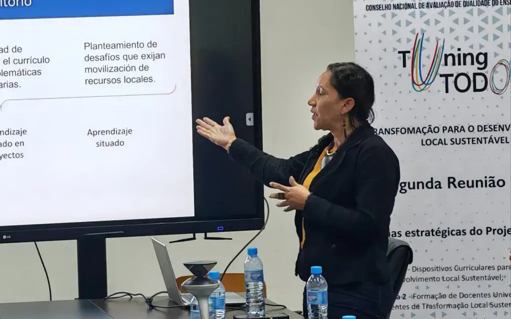 Andrea Soto Exponiendo